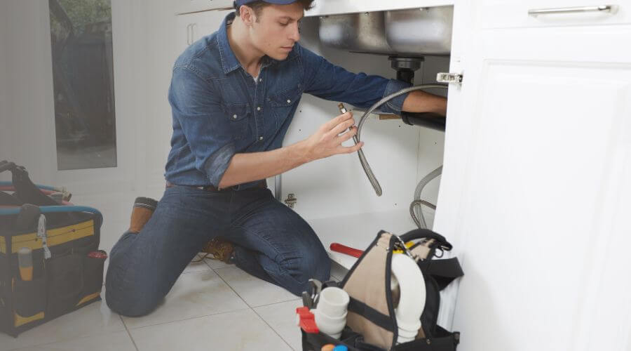 Local tankless water heater installation in Obion, TN